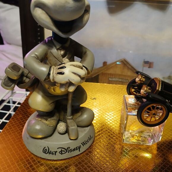 Vintage Walt Disney Mickey Golfer + Model T Showcase Duo – Disney Collectible Me - Picture 7 of 8